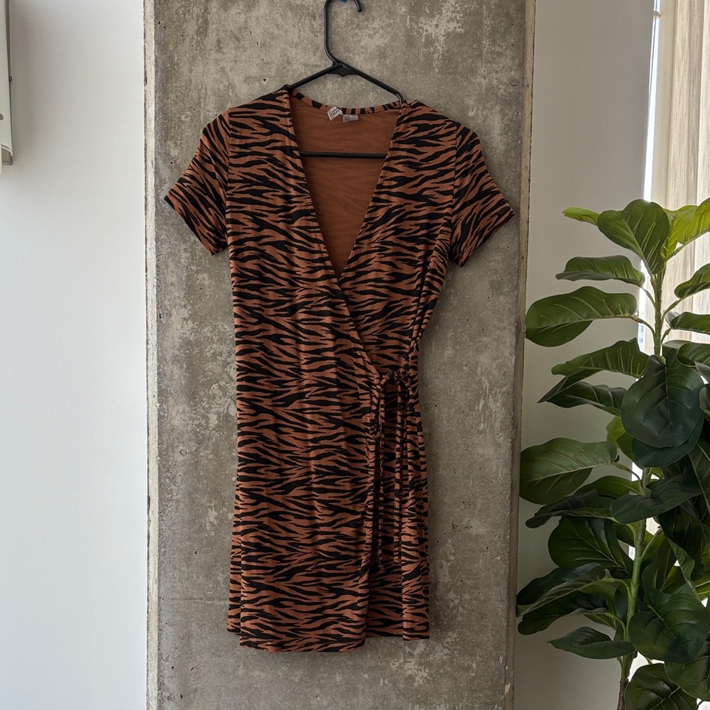 H&M Black and Brown Animal Print Mini Dress